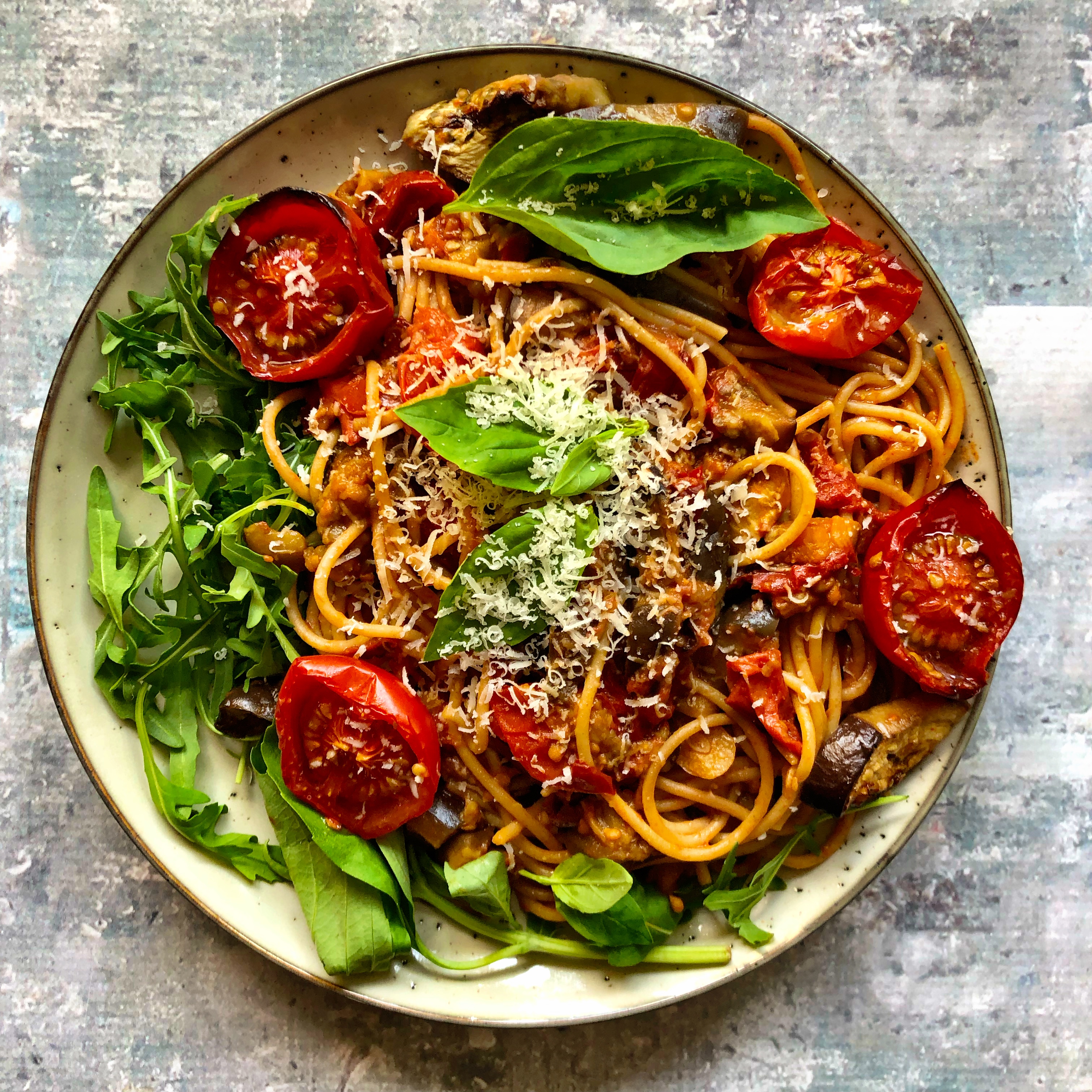 Spaghetti met aubergine en tomaat – VoedZo Members